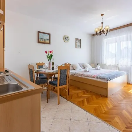 Ivana Apartamento