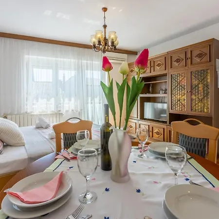 Apartamento Ivana *